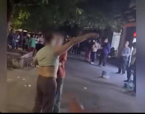 大瓜爆料妈妈儿子视频,大瓜背后惊人真相揭秘