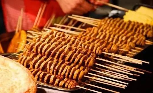 烤面筋师傅爆料视频大全,揭秘面筋烤制全过程