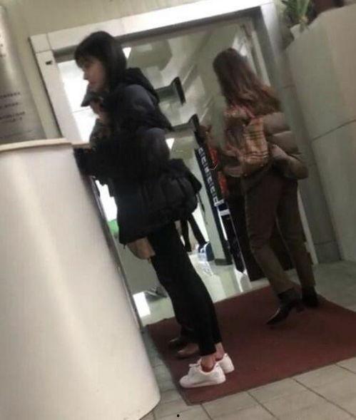小孩压腿视频爆料真实图片,真实图片曝光，家长必看！  第3张