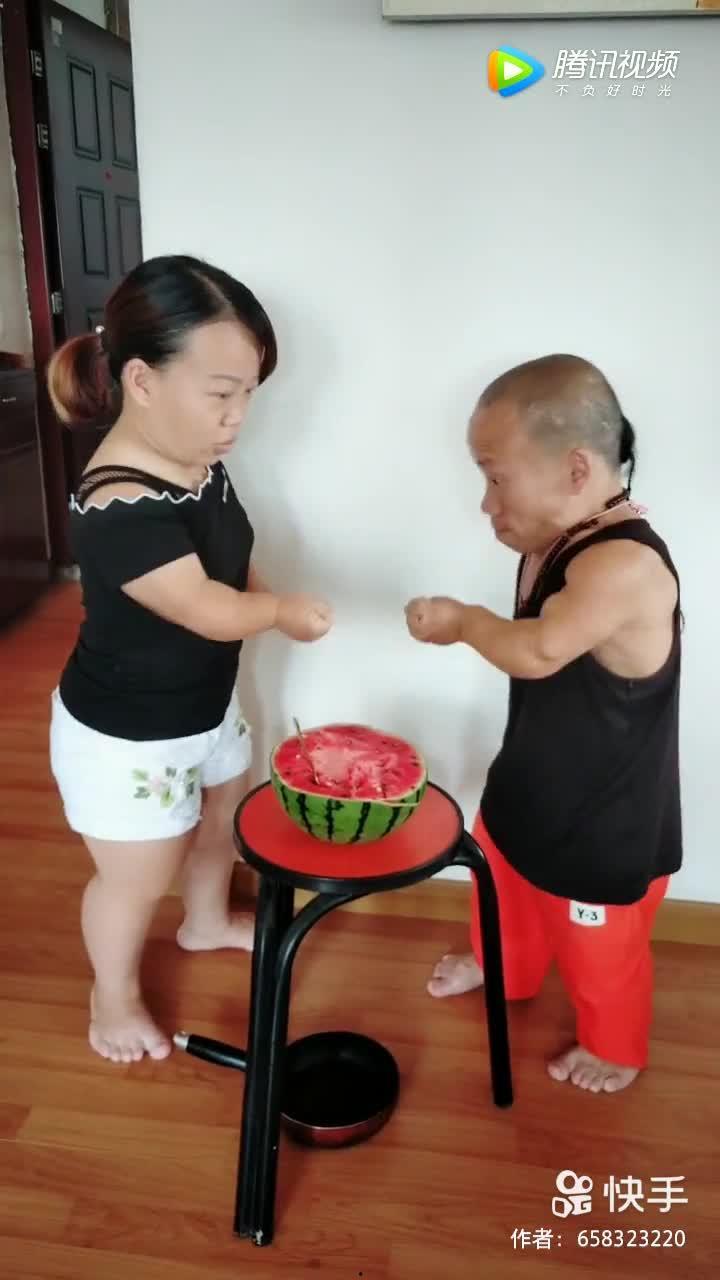 网红夫妻最近吃瓜,娱乐圈背后的真相曝光 第3张 网红夫妻最近吃瓜,娱乐圈背后的真相曝光 第3张