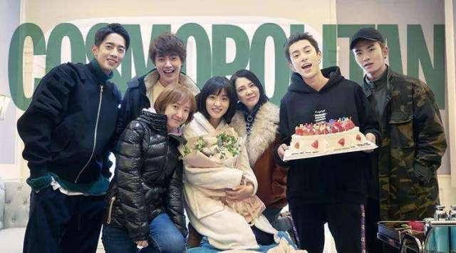 王鹤棣沈月最新爆料,甜蜜互动引粉丝热议