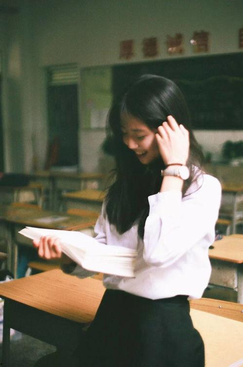 东莞校服爆料视频最新,时尚潮流与校园文化的完美融合  第3张